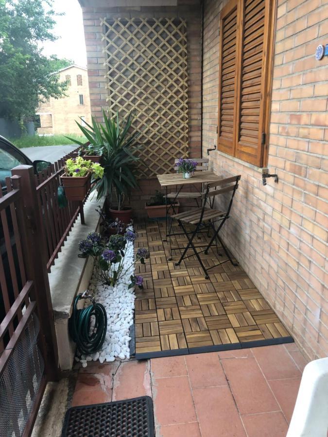 Scacciapensieri Vicino Al Policlinico E Al Centro Citta Apartamento Siena Exterior foto
